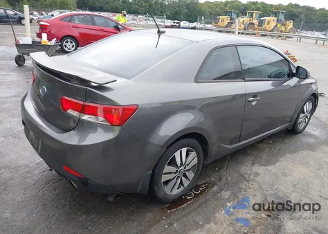 2013 Kia Forte Ex z USA, uszkodzony, nr VIN KNAFU6A26D5743270